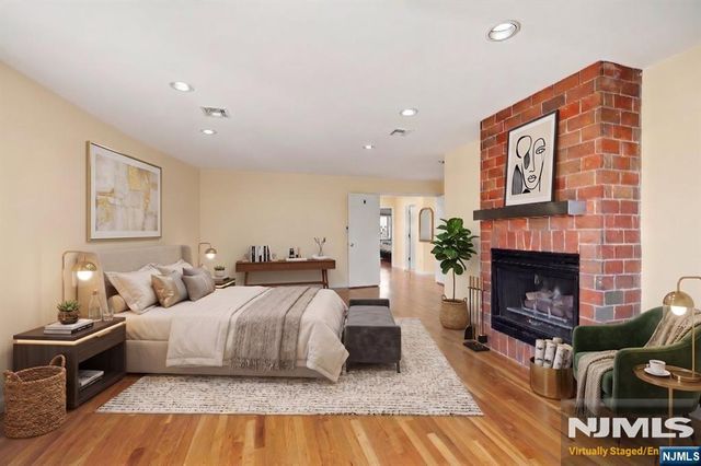 376 Kenwood 9, Englewood, NJ 07631