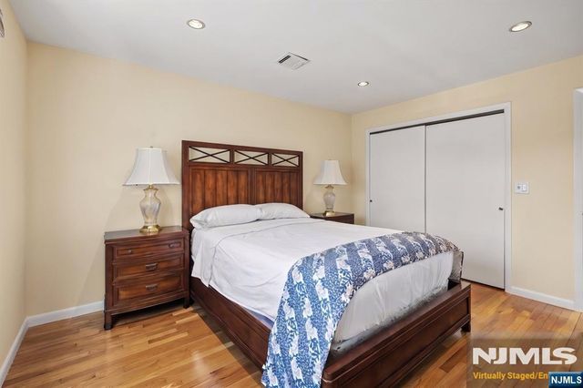 376 Kenwood 9, Englewood, NJ 07631