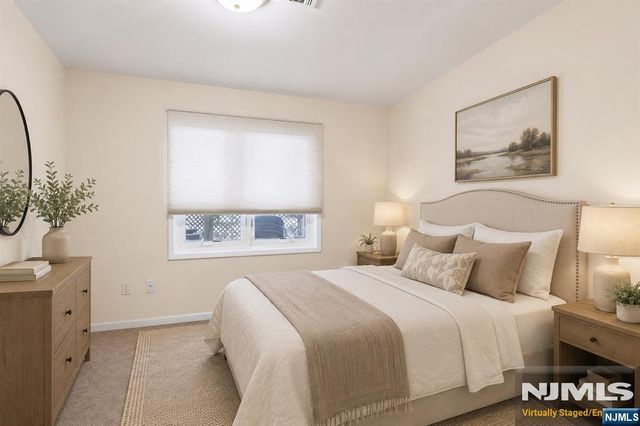 376 Kenwood 9, Englewood, NJ 07631