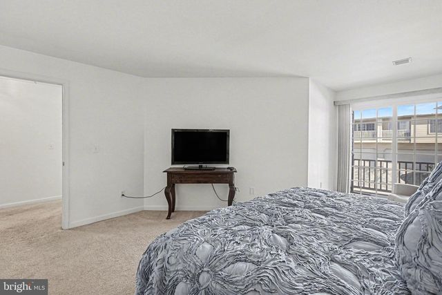 4545 DEER PATH RD, Harrisburg, PA 17110