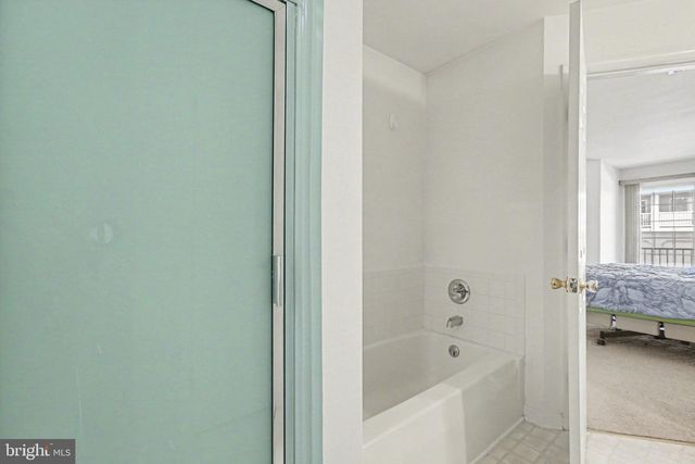 4545 DEER PATH RD, Harrisburg, PA 17110