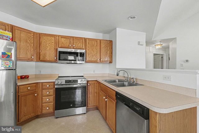 4545 DEER PATH RD, Harrisburg, PA 17110