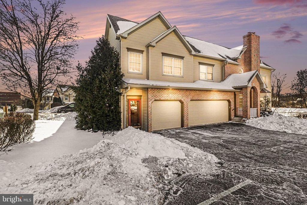 4545 DEER PATH RD, Harrisburg, PA 17110