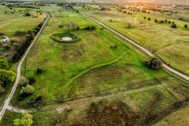Tracts 10&11 Fieldcrest Ln, Burton, TX 77835