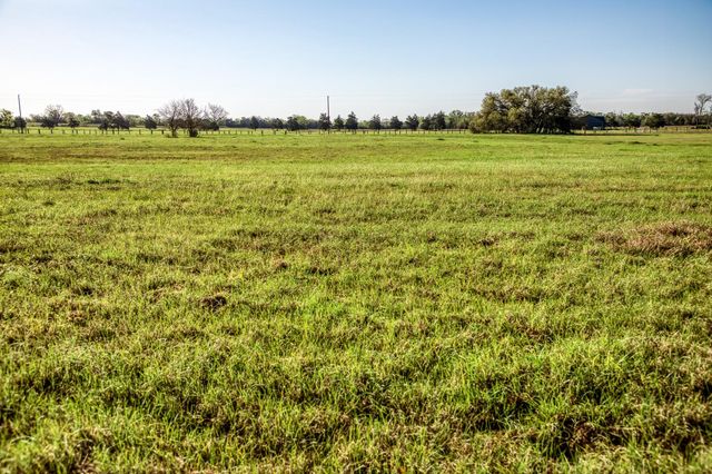 Tracts 10&11 Fieldcrest Ln, Burton, TX 77835