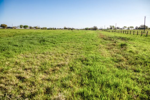 Tracts 10&11 Fieldcrest Ln, Burton, TX 77835