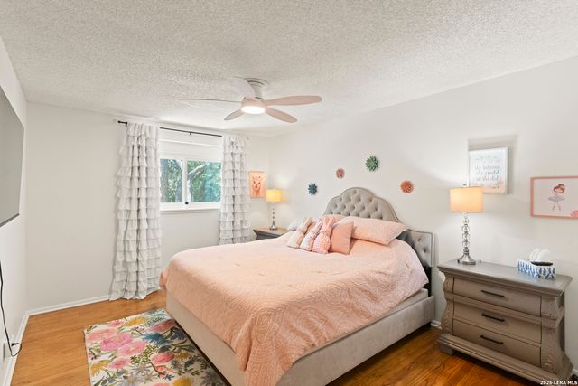 11207 Whispering Wind St, San Antonio, TX 78230