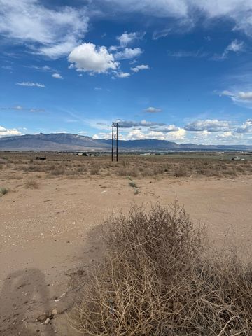 804 Villa Road SE, Rio Rancho, NM 87124