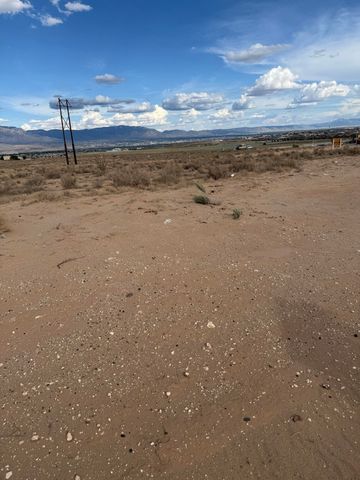 804 Villa Road SE, Rio Rancho, NM 87124