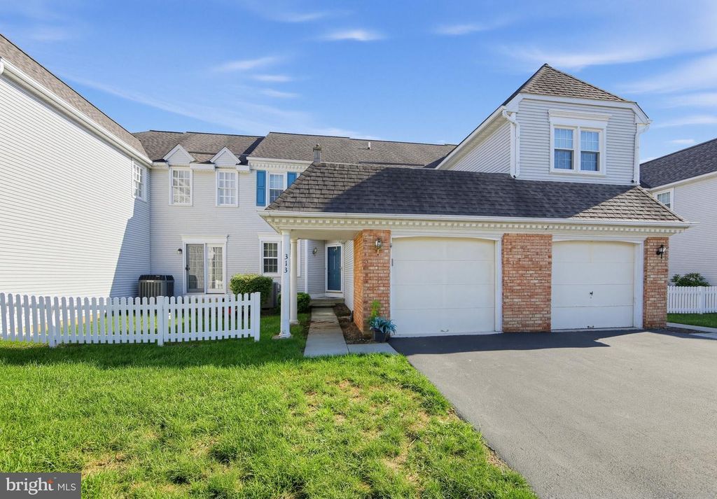 313 WELSH CIR, CHESTER SPRINGS, PA 19425 — exterior