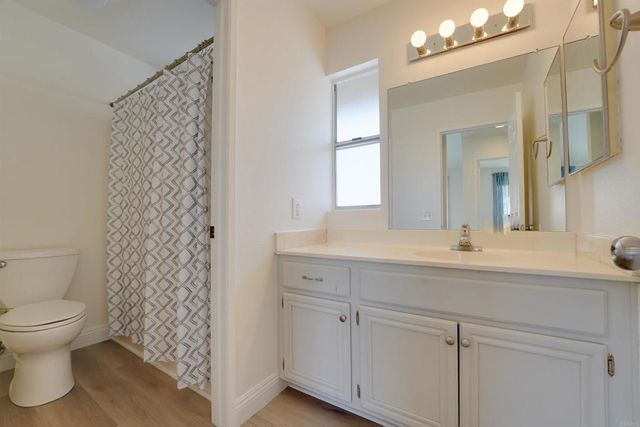 1354 Palomar Place, Vista, CA 92084