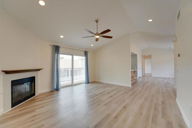 1354 Palomar Place, Vista, CA 92084