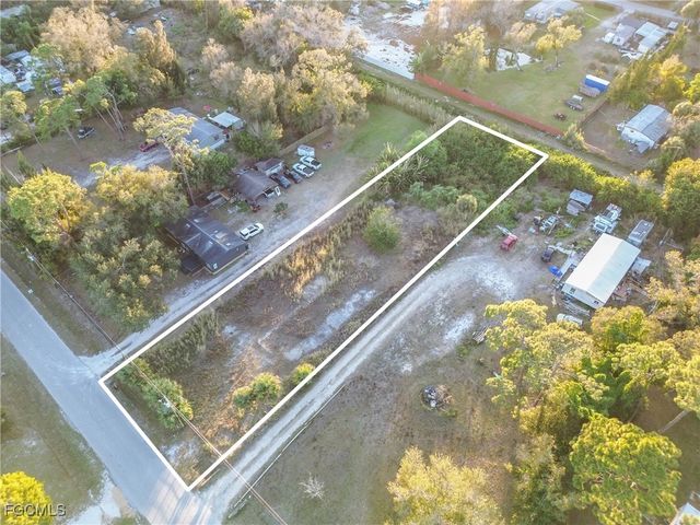 7758 McDaniel DR, North Fort Myers, FL 33917