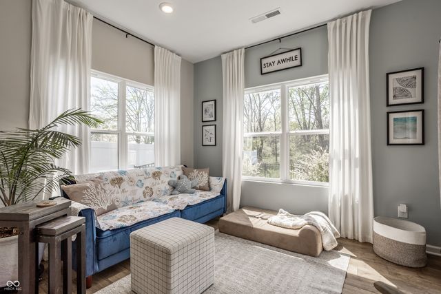 9885 Canyon Lane, Pendleton, IN 46064