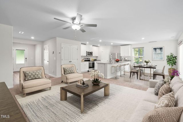 160 Parkers Gate Drive, Youngsville, NC 27596