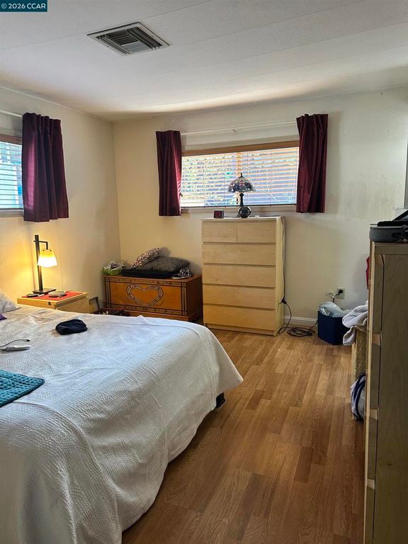 Image 9 of property listing at 1080 1080 San Miguel Rd., Concord, CA 94518