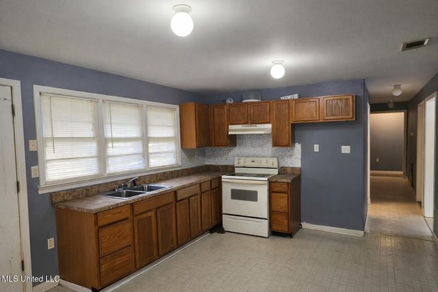 4620 Sutton Avenue, Moss Point, MS 39563