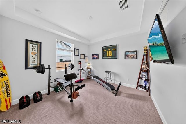 37 Johnnycake DR, Naples, FL 34110