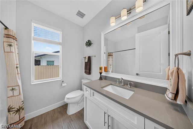 37 Johnnycake DR, Naples, FL 34110