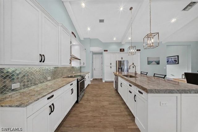 37 Johnnycake DR, Naples, FL 34110