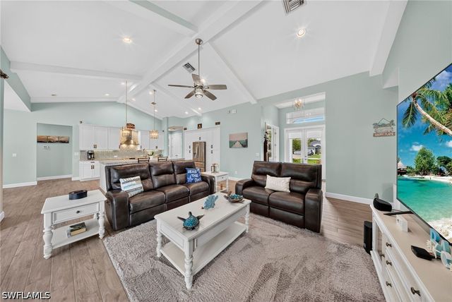 37 Johnnycake DR, Naples, FL 34110