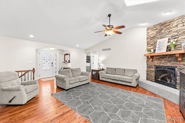 278 Shadowbrooke, Troy, IL 62294
