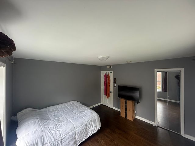 733 Dobson Street 2S, Evanston, IL 60202