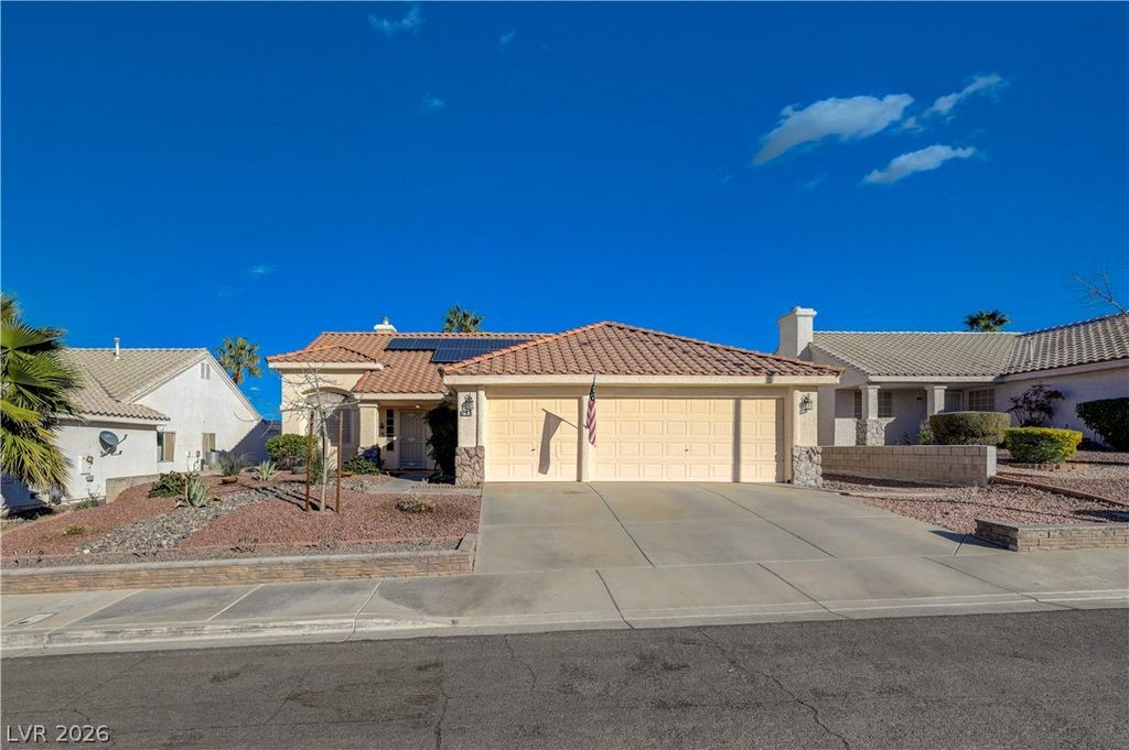 246 Amber Light Court, Henderson, NV 89074 — photo 3