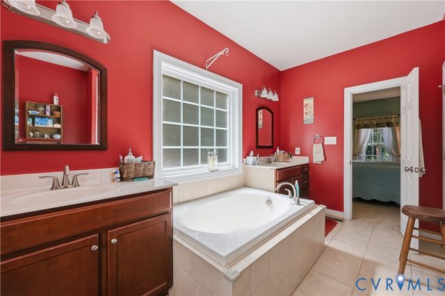 7004 Kimberly Jane Ct, Sandston, VA 23150