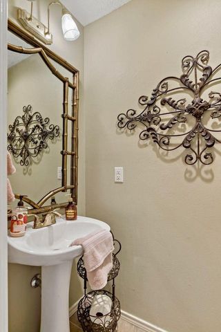 330 39th Street SE, Paris, TX 75462