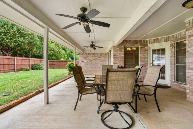 330 39th Street SE, Paris, TX 75462