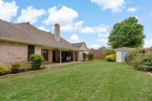 330 39th Street SE, Paris, TX 75462