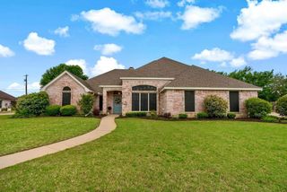 330 39th Street SE, Paris, TX 75462