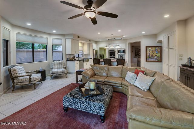 6081 N Vía Del Tecaco, Tucson, AZ 85718
