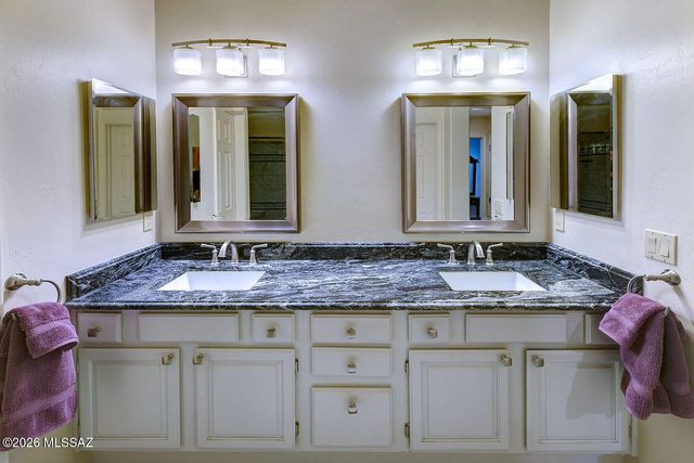 6081 N Vía Del Tecaco, Tucson, AZ 85718