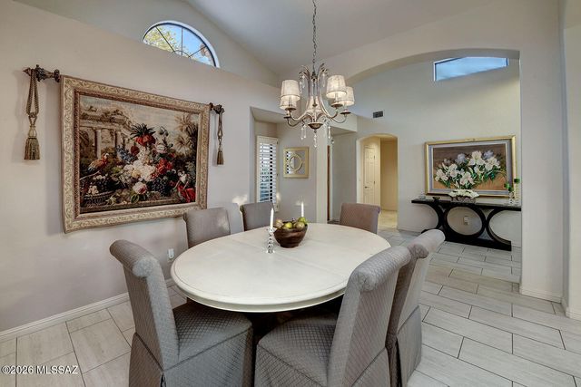6081 N Vía Del Tecaco, Tucson, AZ 85718