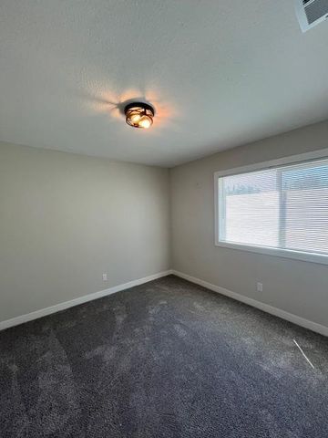 8347 Cherbourg Ct, Stockton, CA 95210