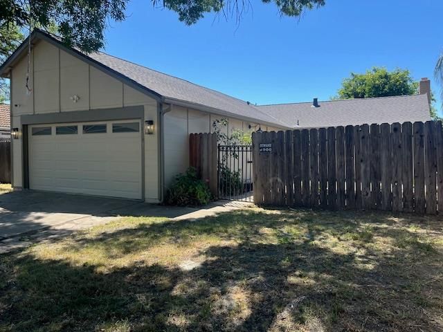 8347 Cherbourg Ct, Stockton, CA 95210