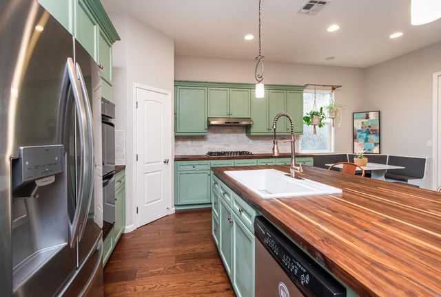 3110 Del Oro Dr, Loomis, CA 95650