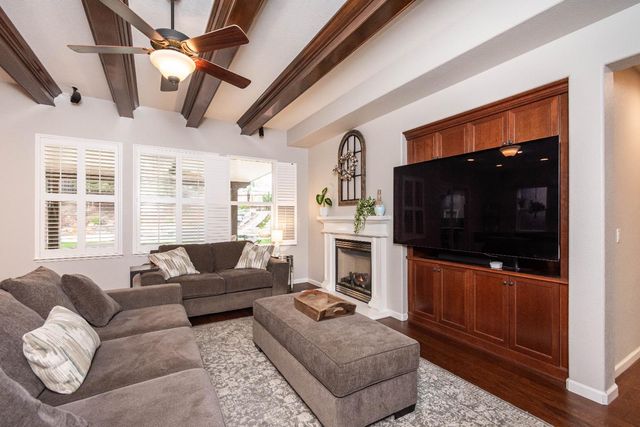 3110 Del Oro Dr, Loomis, CA 95650