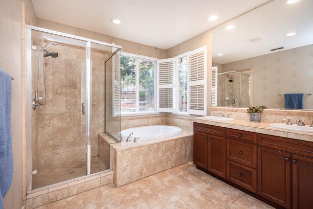 3110 Del Oro Dr, Loomis, CA 95650