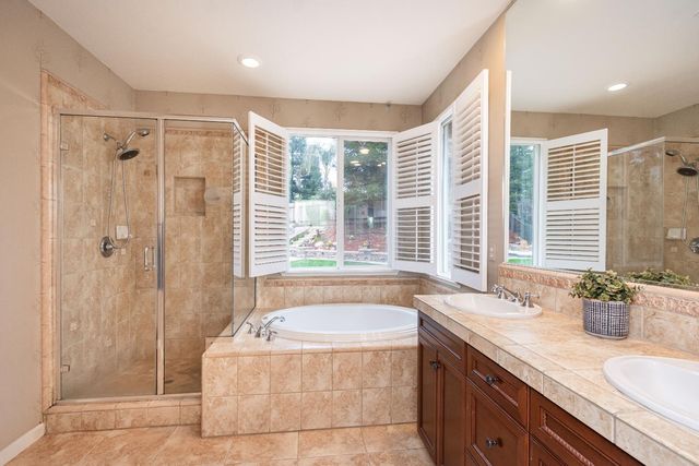 3110 Del Oro Dr, Loomis, CA 95650