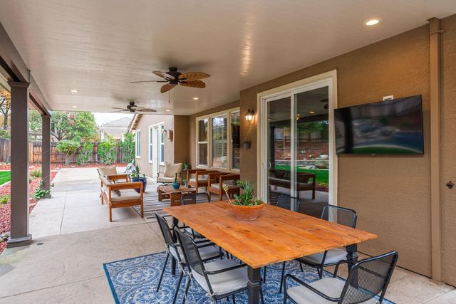 3110 Del Oro Dr, Loomis, CA 95650