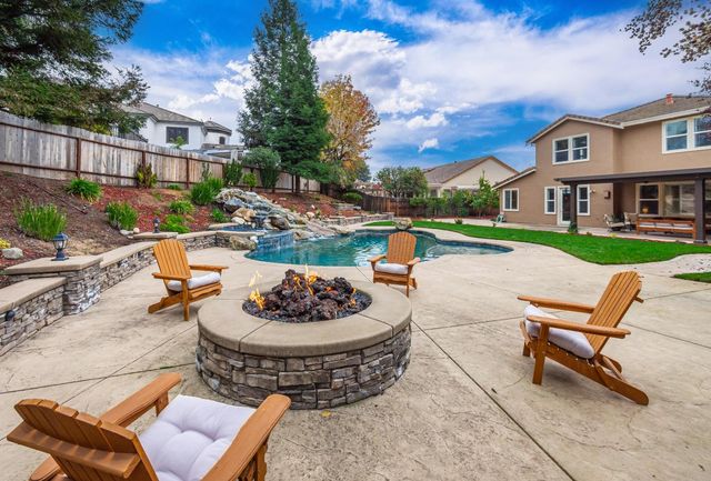 3110 Del Oro Dr, Loomis, CA 95650