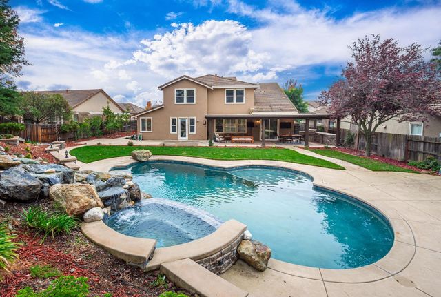 3110 Del Oro Dr, Loomis, CA 95650