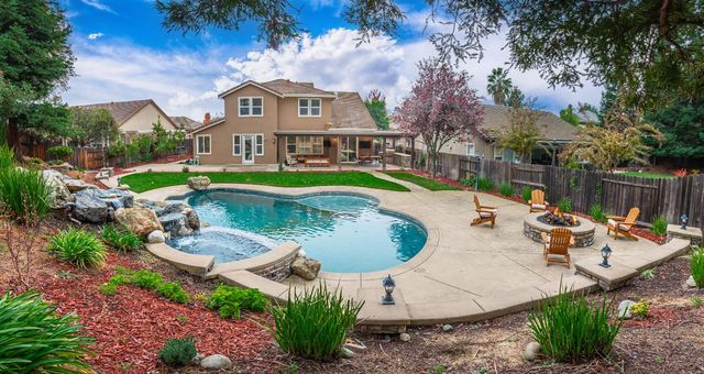 3110 Del Oro Dr, Loomis, CA 95650