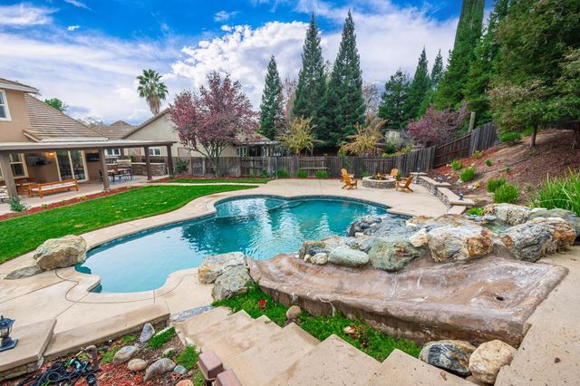 3110 Del Oro Dr, Loomis, CA 95650