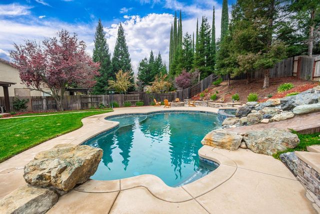 3110 Del Oro Dr, Loomis, CA 95650