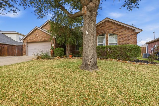 5909 Secco Court, Fort Worth, TX 76179