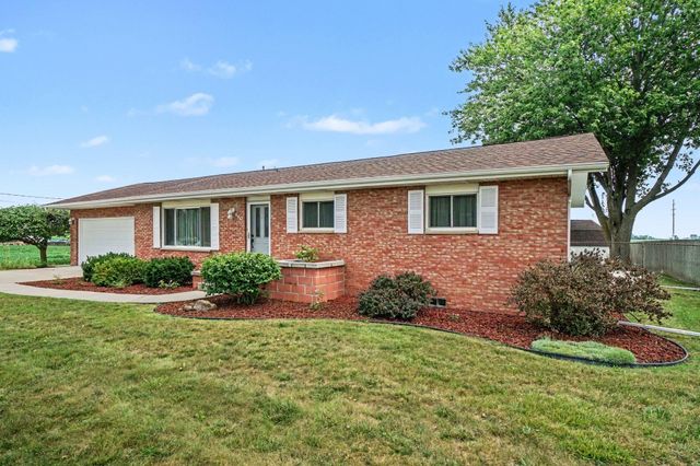860 N Knight Road, Essexville, MI 48732
